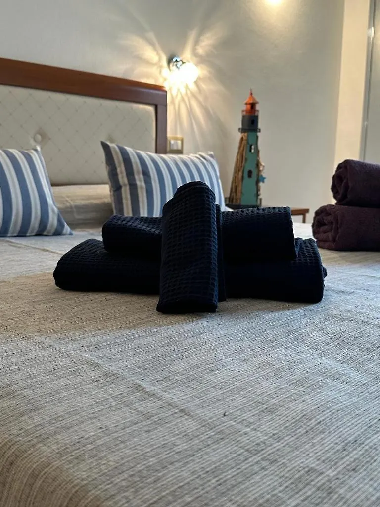 Casa Vacanza indipendente nel centro storico di Teulada 0*,